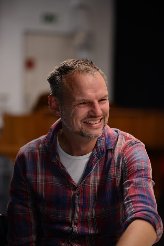 Schwule Filmwoche Dez. 2021 Teil 1 Interview mit Peter Lund über sein